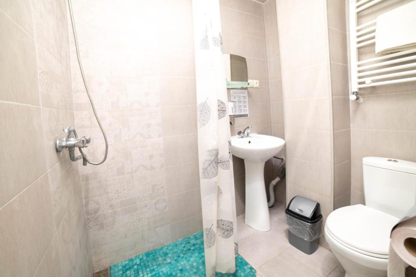 Guest House Kavkasioni 33 Telavi Exterior photo