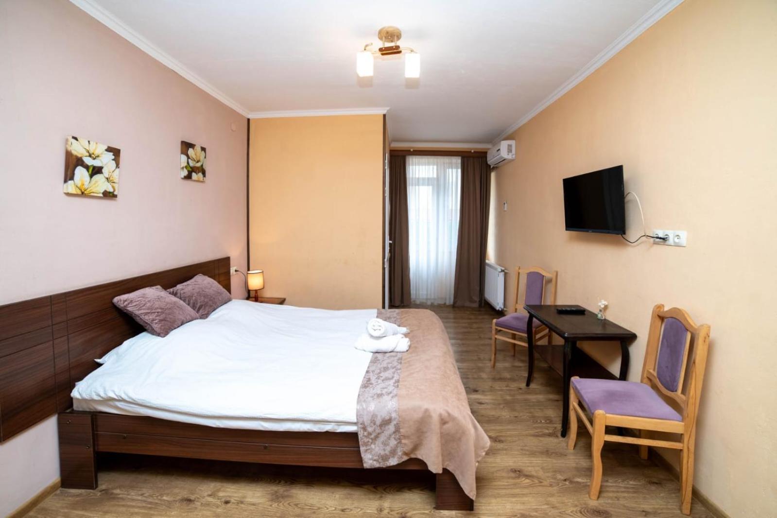 Guest House Kavkasioni 33 Telavi Exterior photo